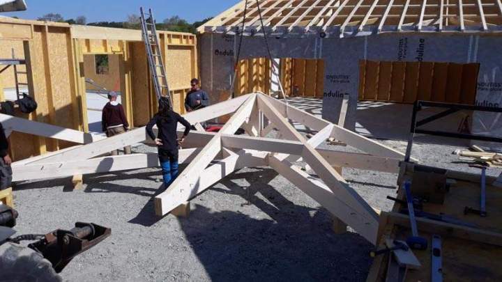 Montage charpente bois Niort (46)