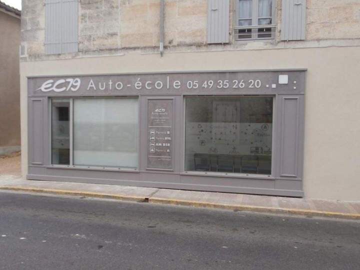 Réalisation menuiseries bois Niort (4)