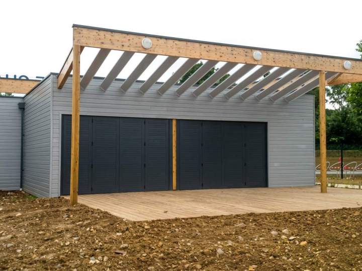 Création et pose d'ouvrages extérieur sur mesure